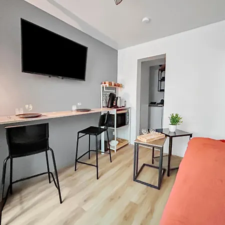 公寓 Moderne A 5 Min De La Place Stanislas