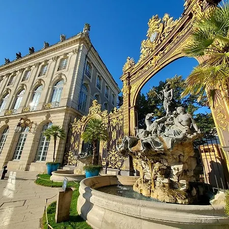 Moderne A 5 Min De La Place Stanislas 公寓