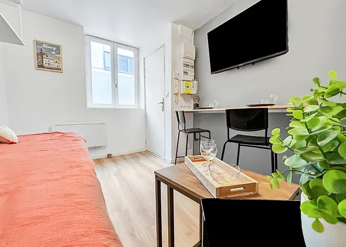 Moderne A 5 Min De La Place Stanislas *